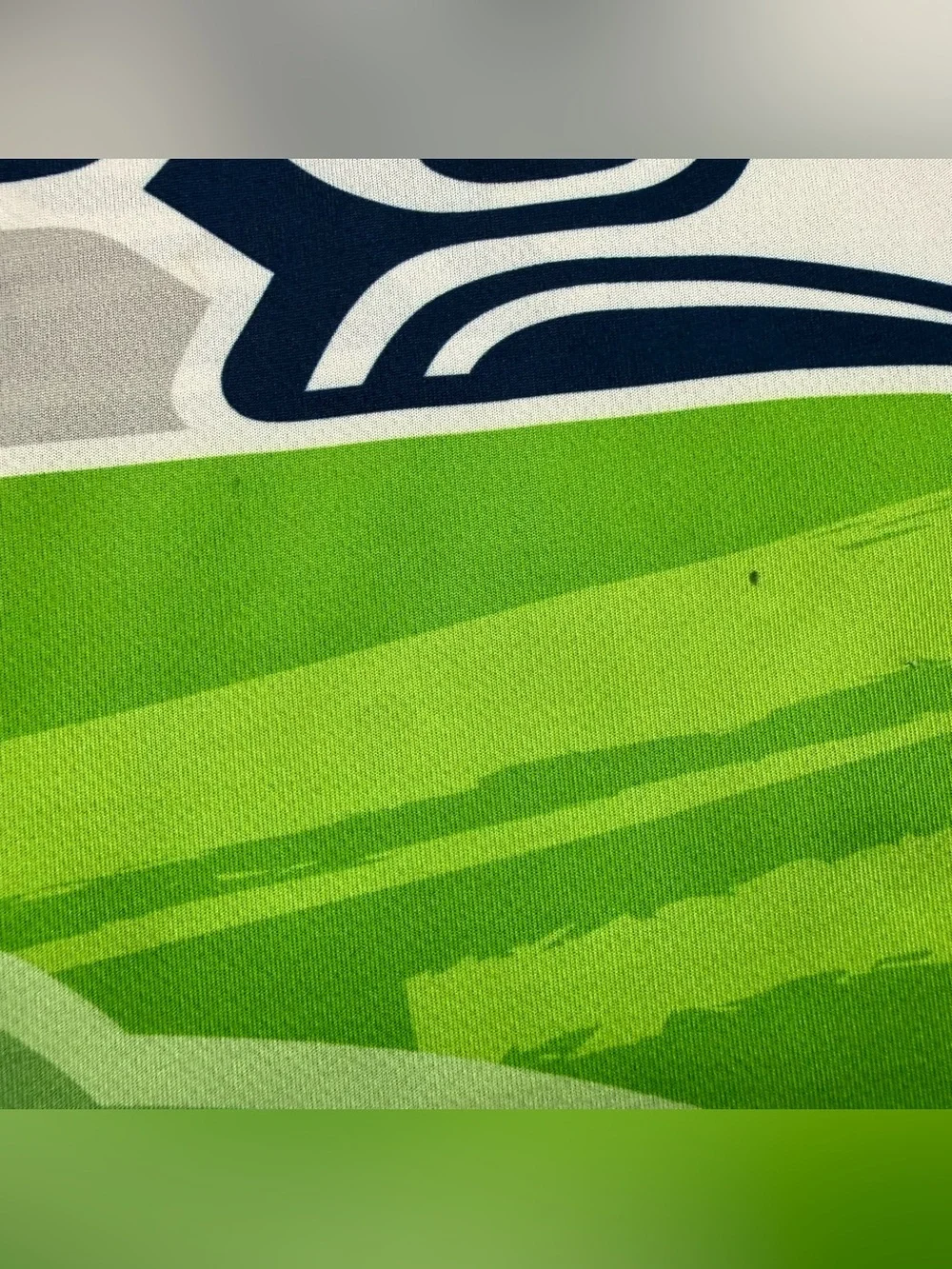 Boys Seattle Seahawks REVERSIBLE NFL Flag Football Jersey Shirt Top size YOUTH L
